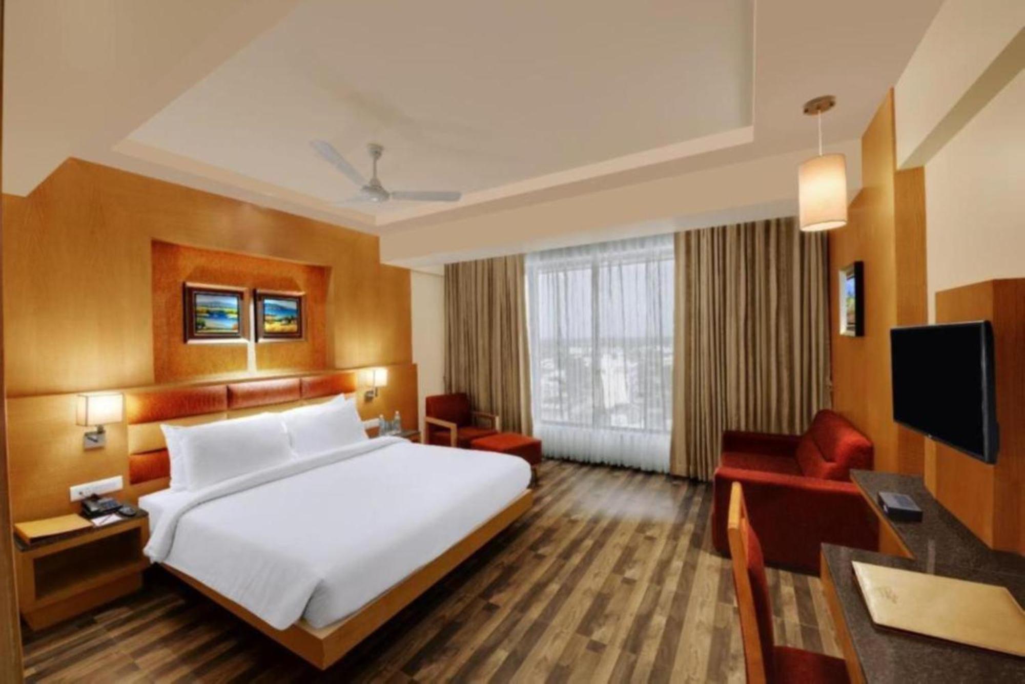 Hotel Seven Inn Near Delhi Airport Нью-Делі Екстер'єр фото